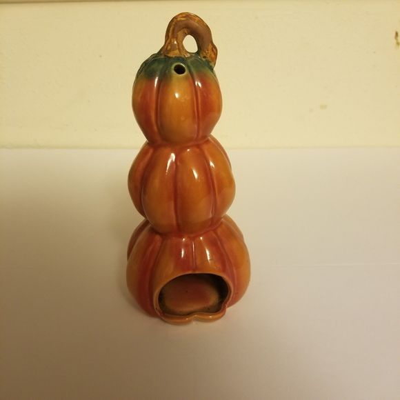 Jack-O-Lantern Tea Light Holder - Picture 6 of 7